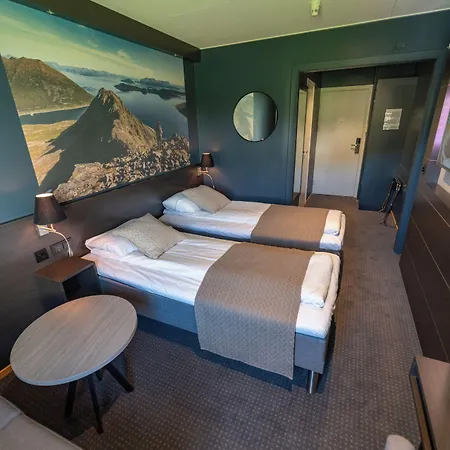 Maritim 3* Skjervoy